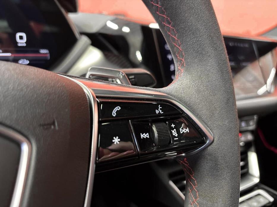AUDI E-TRON GT RS 2022