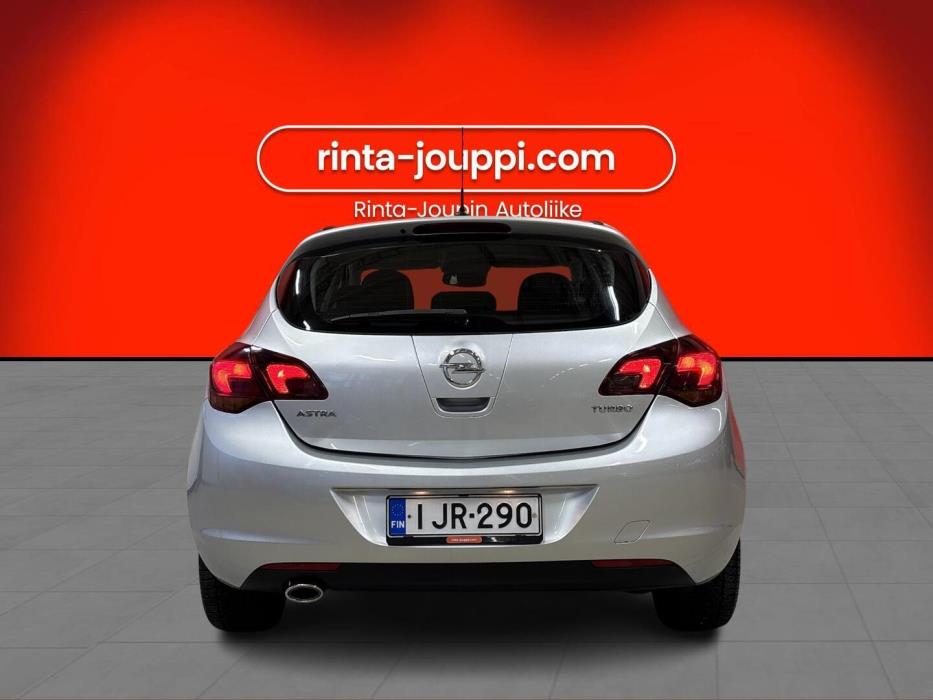 OPEL Astra 2010