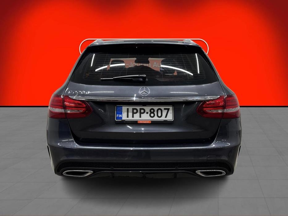 MERCEDES-BENZ C 2016