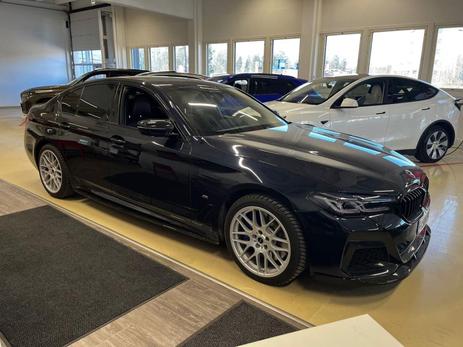 BMW 545 2021