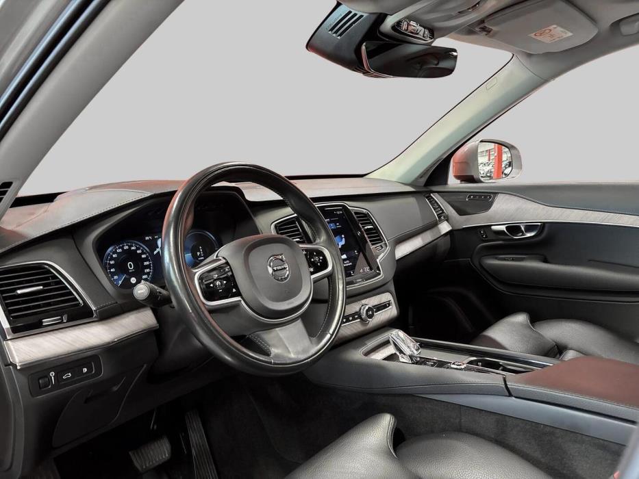 VOLVO XC90 2021