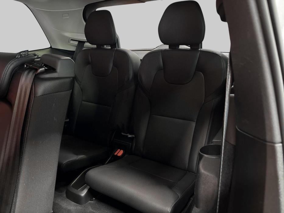 VOLVO XC90 2021