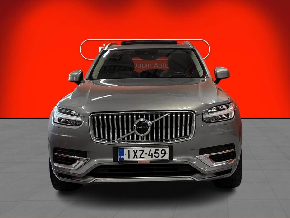 VOLVO XC90 2021