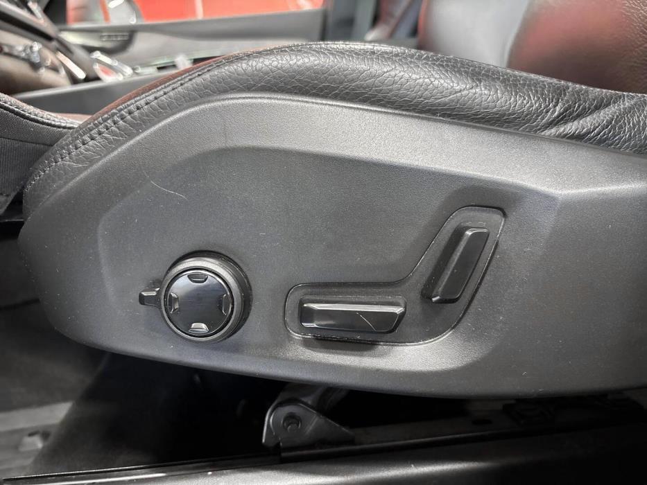 VOLVO XC90 2021
