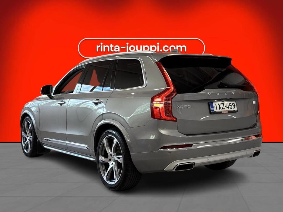 VOLVO XC90 2021