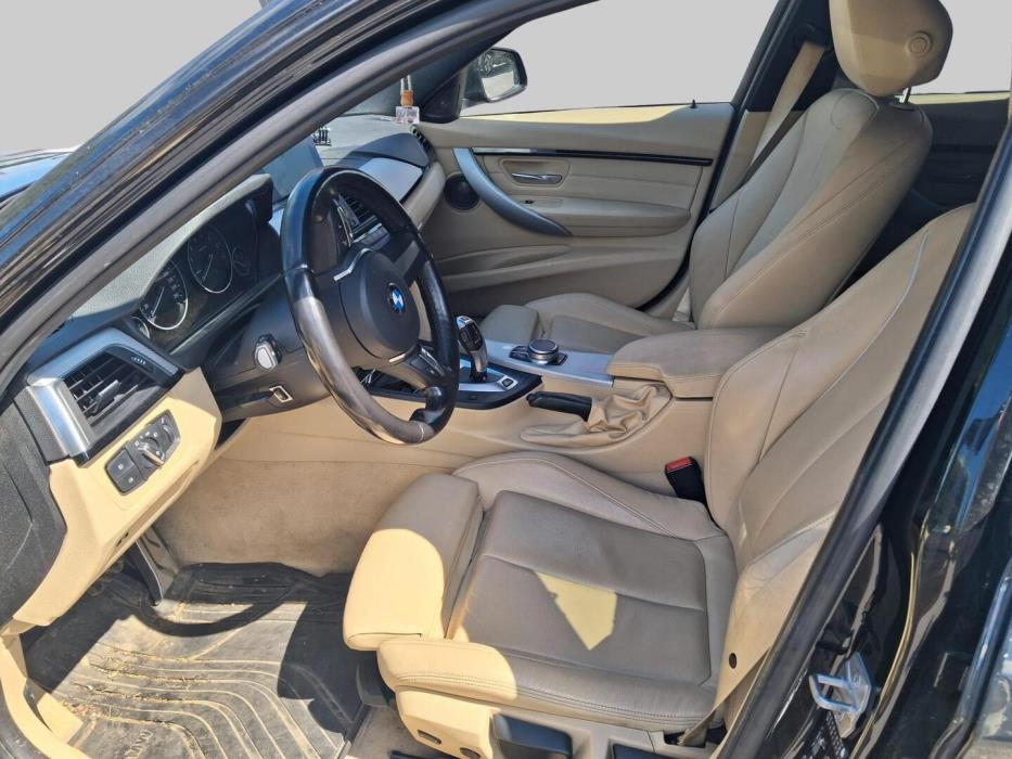 BMW 330 2018
