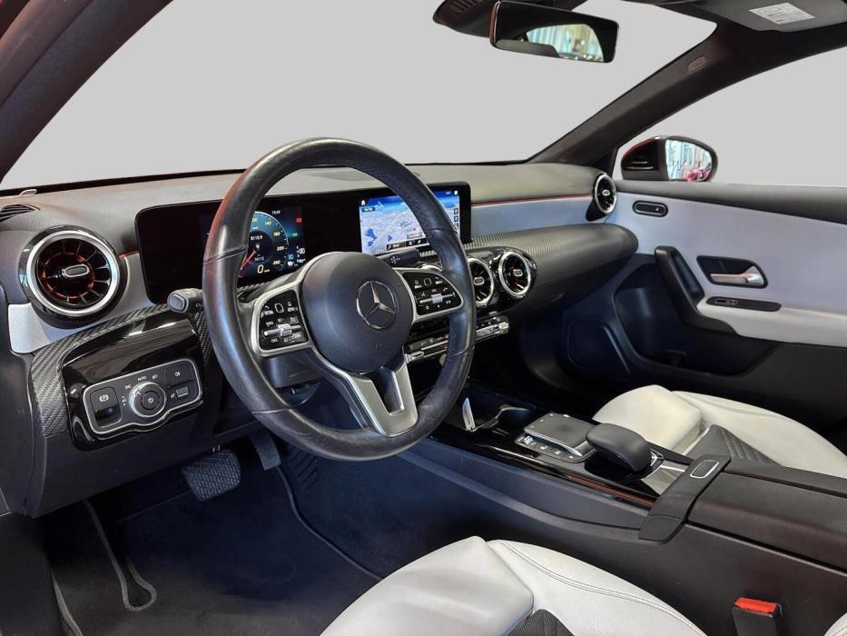 MERCEDES-BENZ A 2021