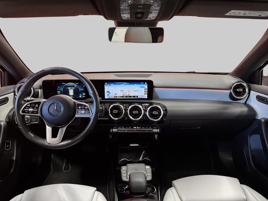 MERCEDES-BENZ A 2021