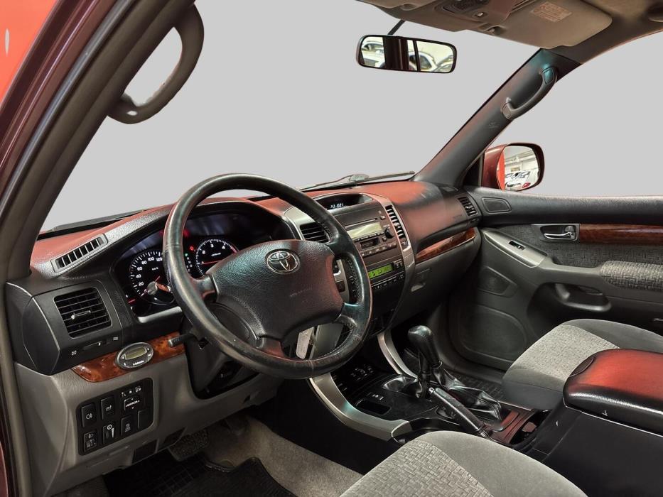 TOYOTA Land Cruiser 2003