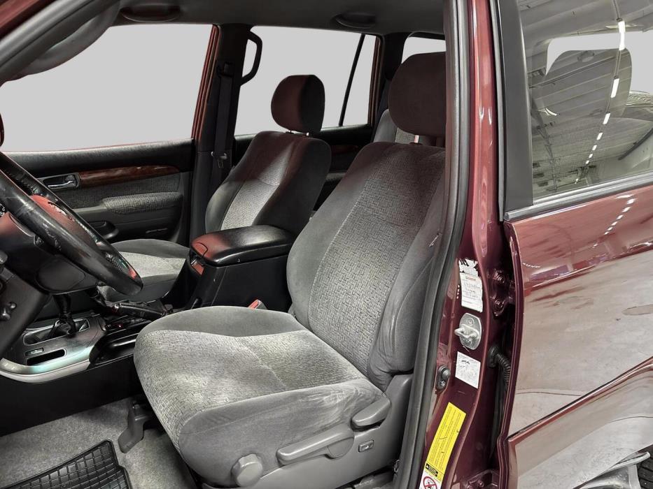 TOYOTA Land Cruiser 2003