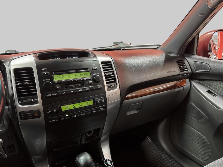 TOYOTA Land Cruiser 2003