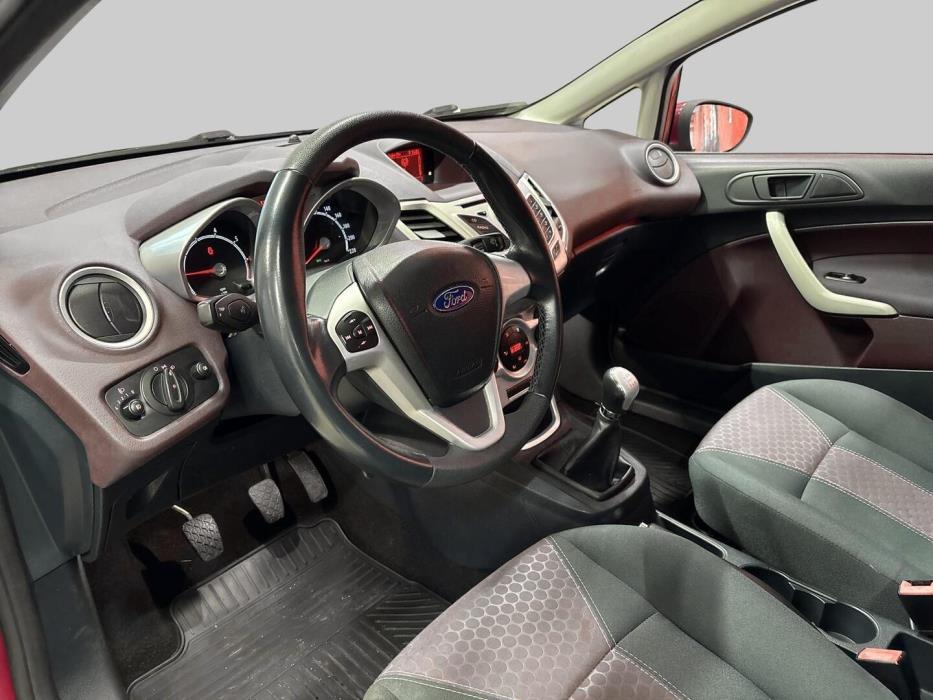 FORD Fiesta 2011