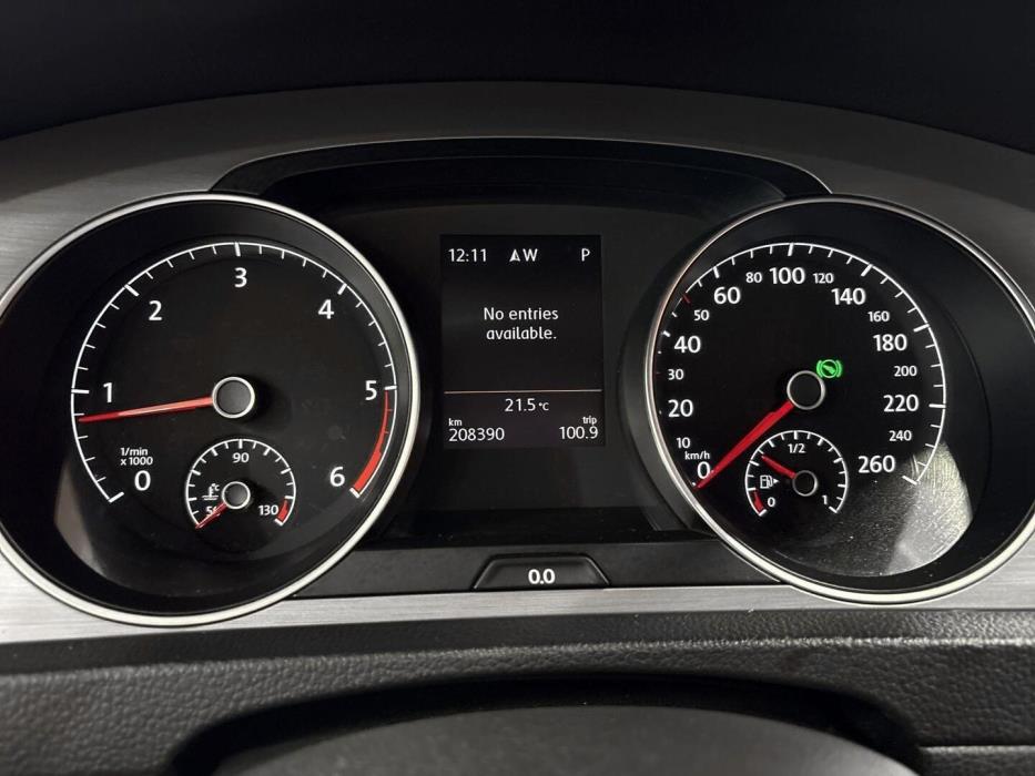 VOLKSWAGEN Golf 2014