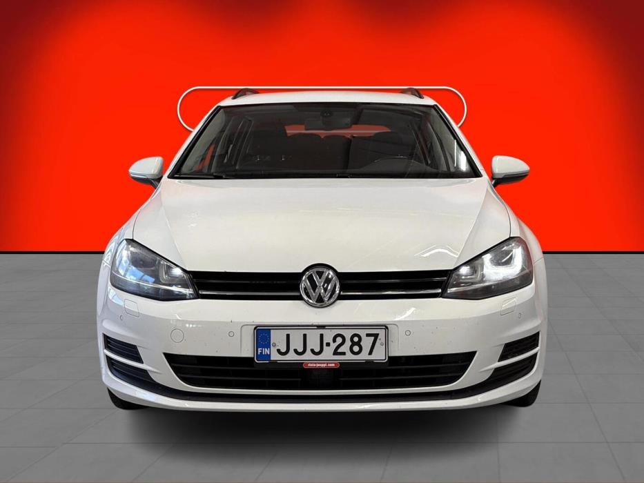 VOLKSWAGEN Golf 2014