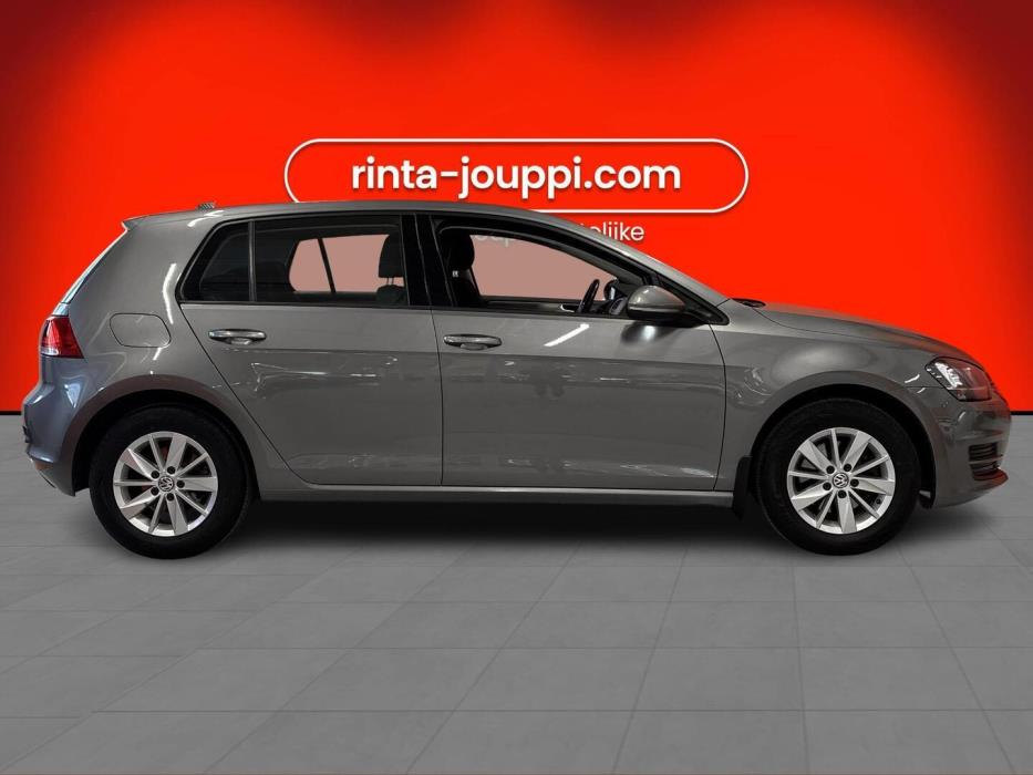 VOLKSWAGEN Golf 2015