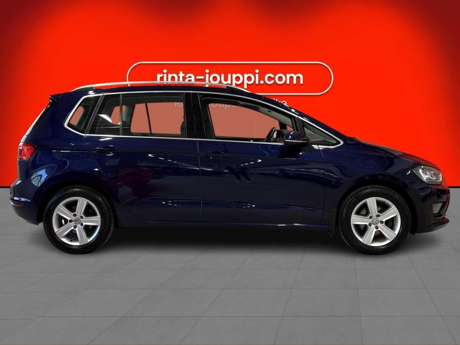 VOLKSWAGEN Golf Sportsvan 2017