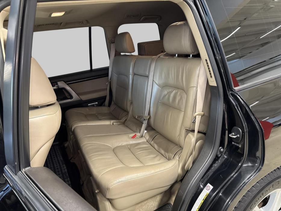 TOYOTA Land Cruiser V8 2008