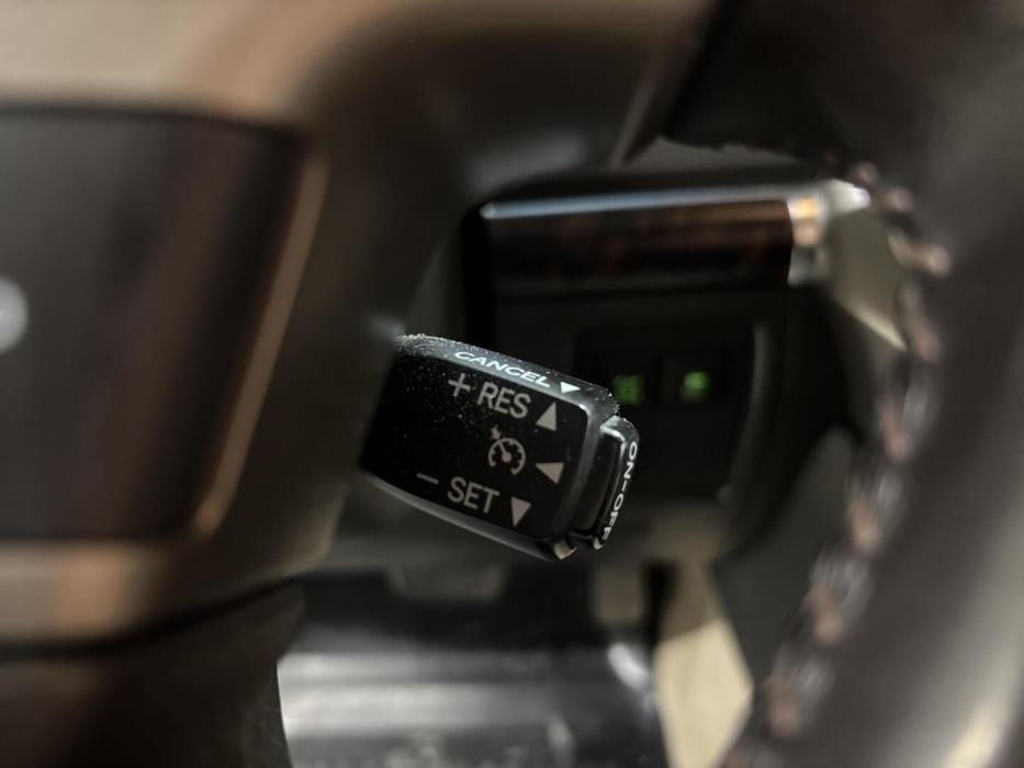 TOYOTA Land Cruiser V8 2008