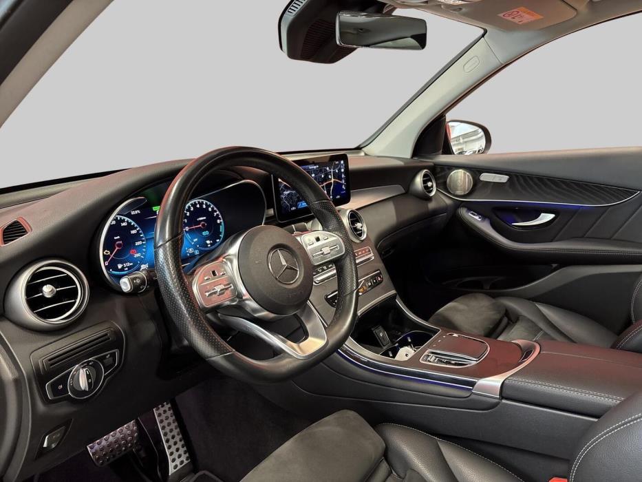 MERCEDES-BENZ GLC 2021