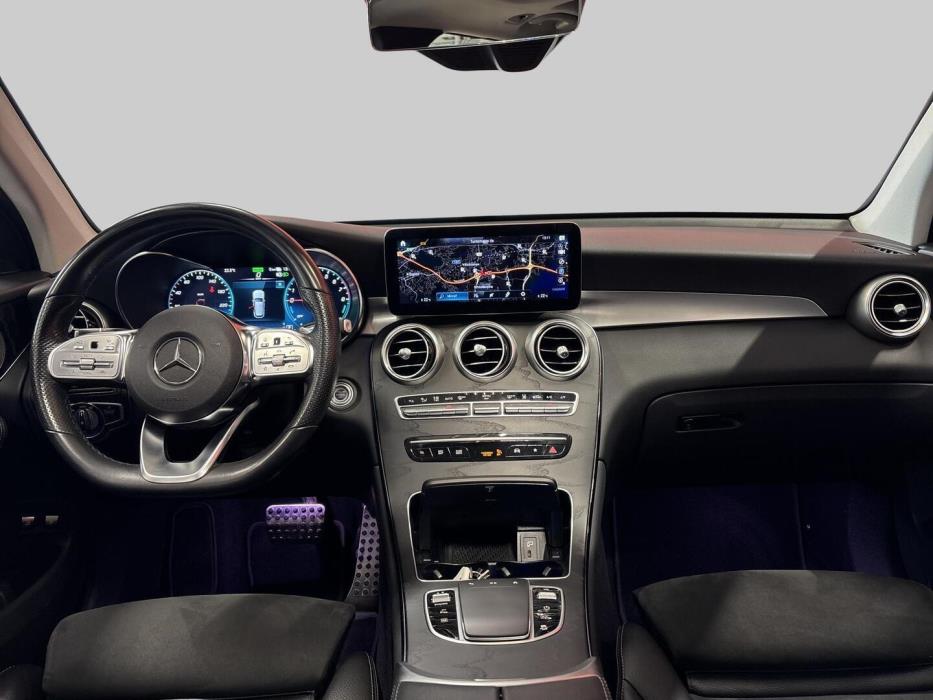 MERCEDES-BENZ GLC 2021