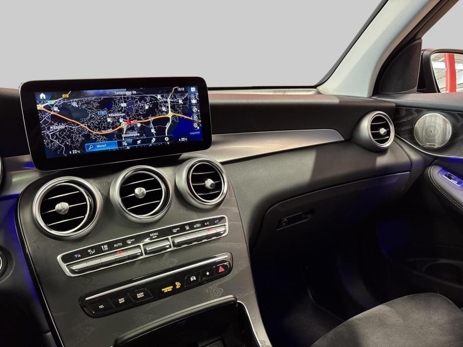 MERCEDES-BENZ GLC 2021