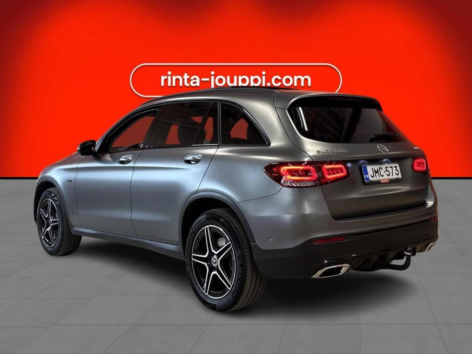 MERCEDES-BENZ GLC 2021