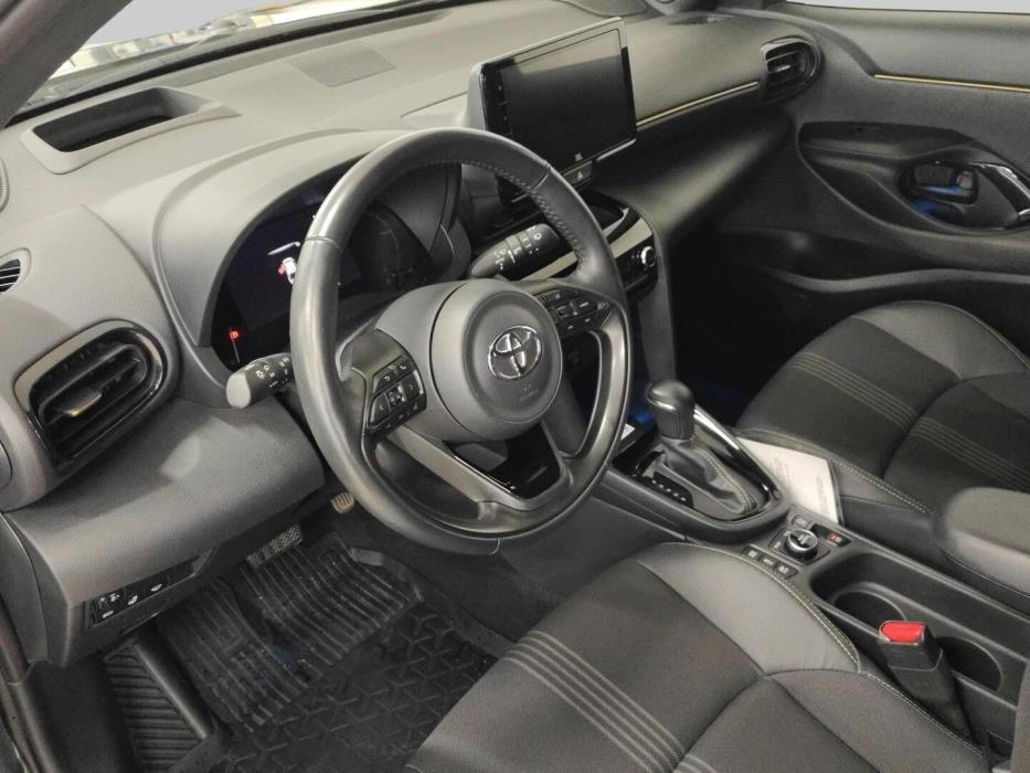 TOYOTA YARIS CROSS 2022