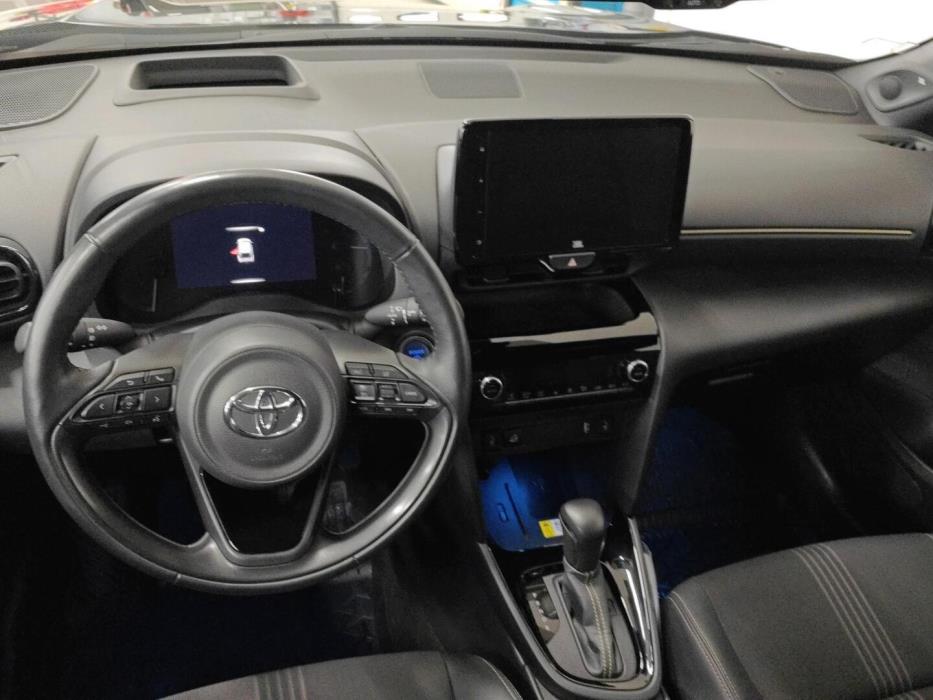 TOYOTA YARIS CROSS 2022