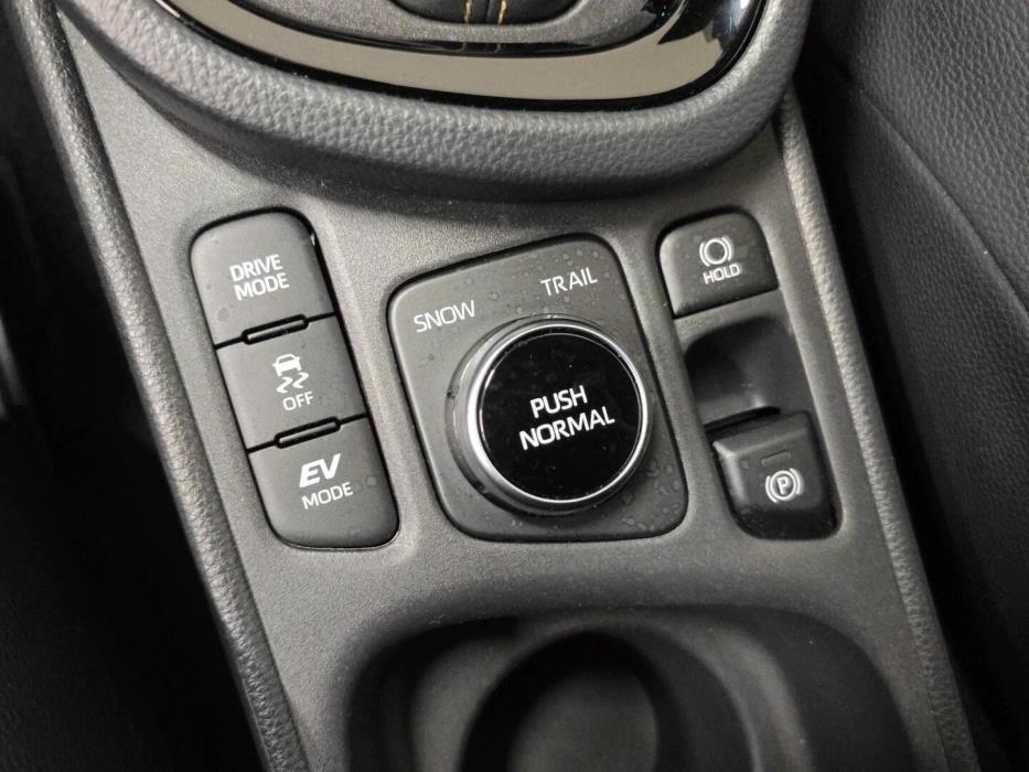 TOYOTA YARIS CROSS 2022
