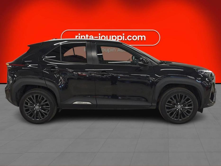 TOYOTA YARIS CROSS 2022