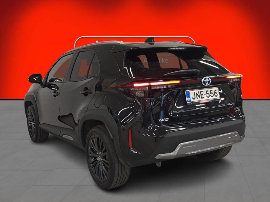 TOYOTA YARIS CROSS 2022