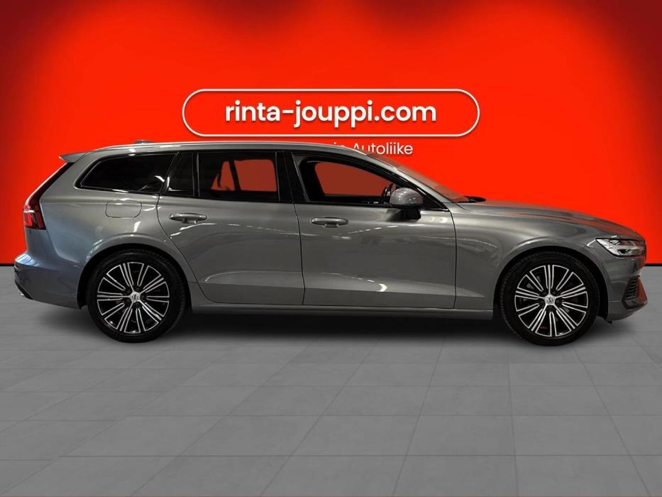 VOLVO V60 2020