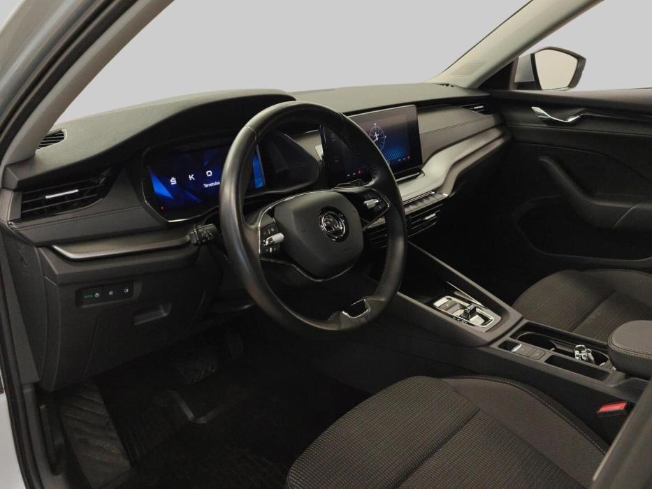 SKODA Octavia 2024