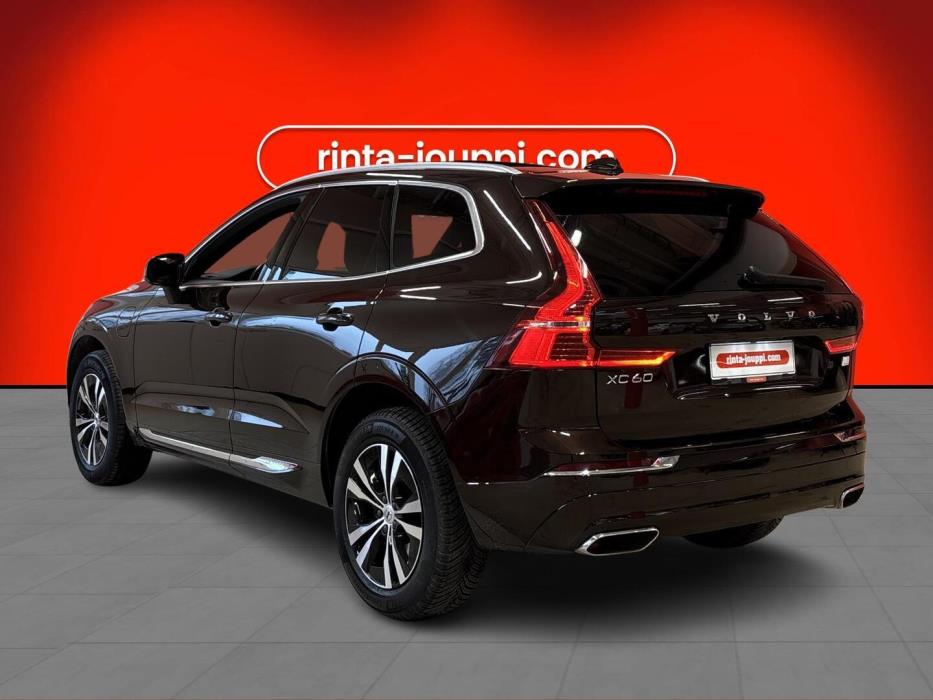 VOLVO XC60 2021