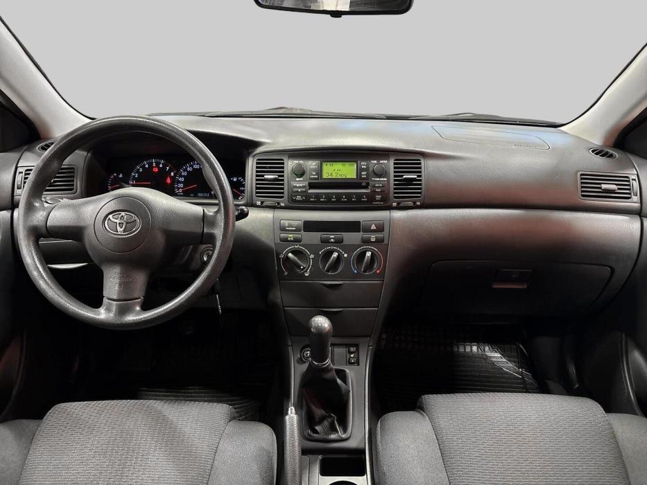 TOYOTA Corolla 2005