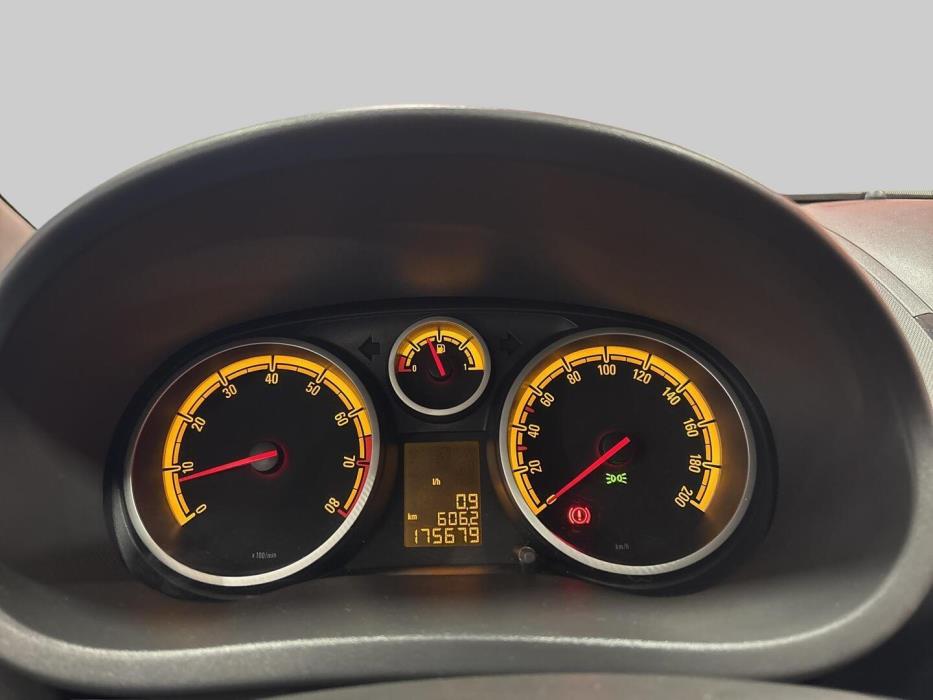 OPEL Corsa 2010