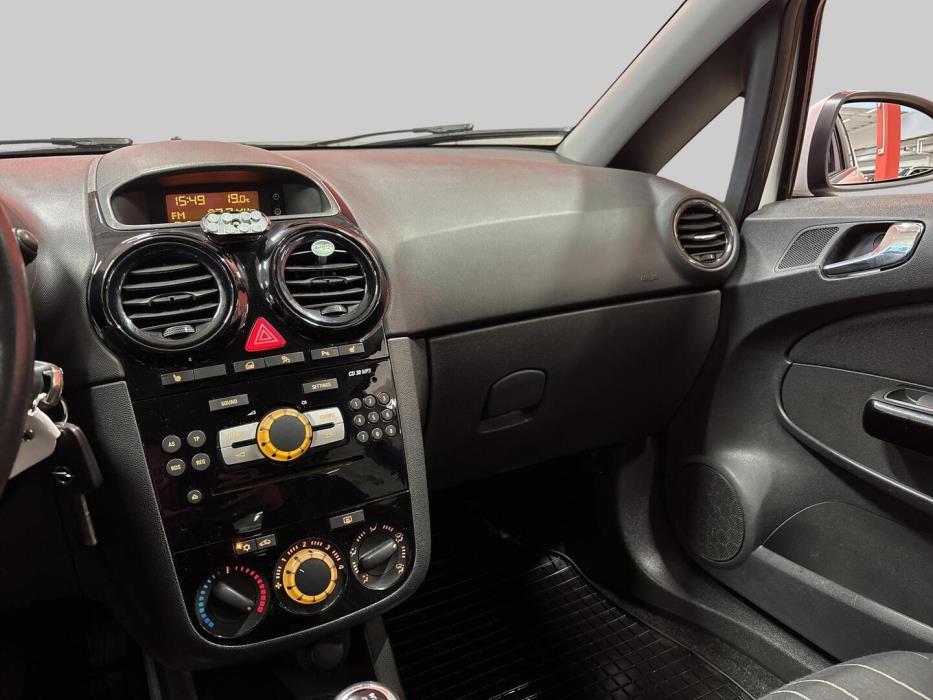 OPEL Corsa 2010