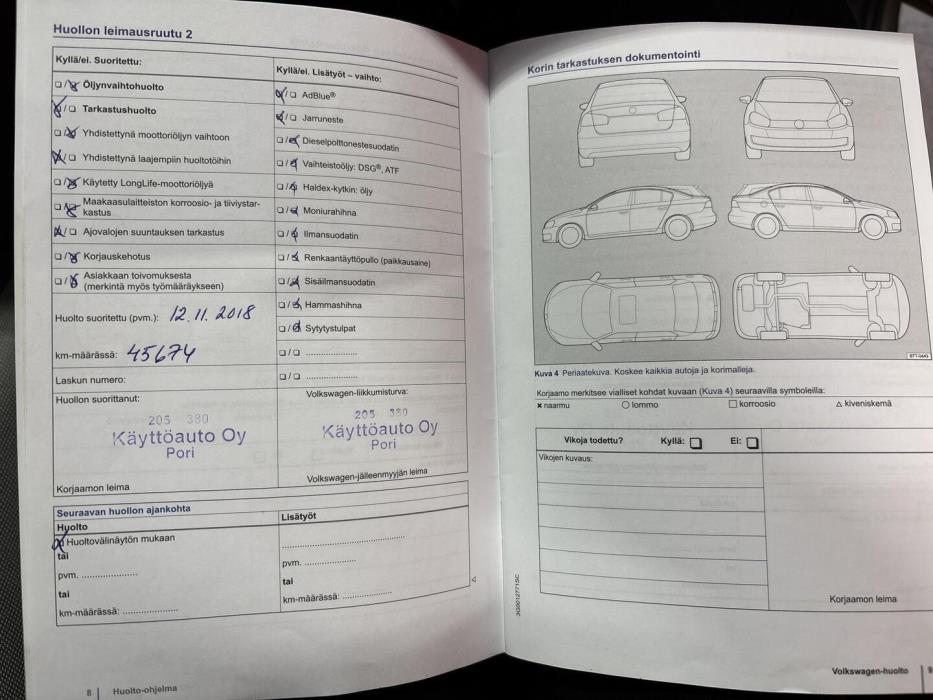 VOLKSWAGEN Touran 2016