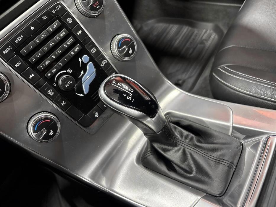 VOLVO V60 Bi-fuel 2018