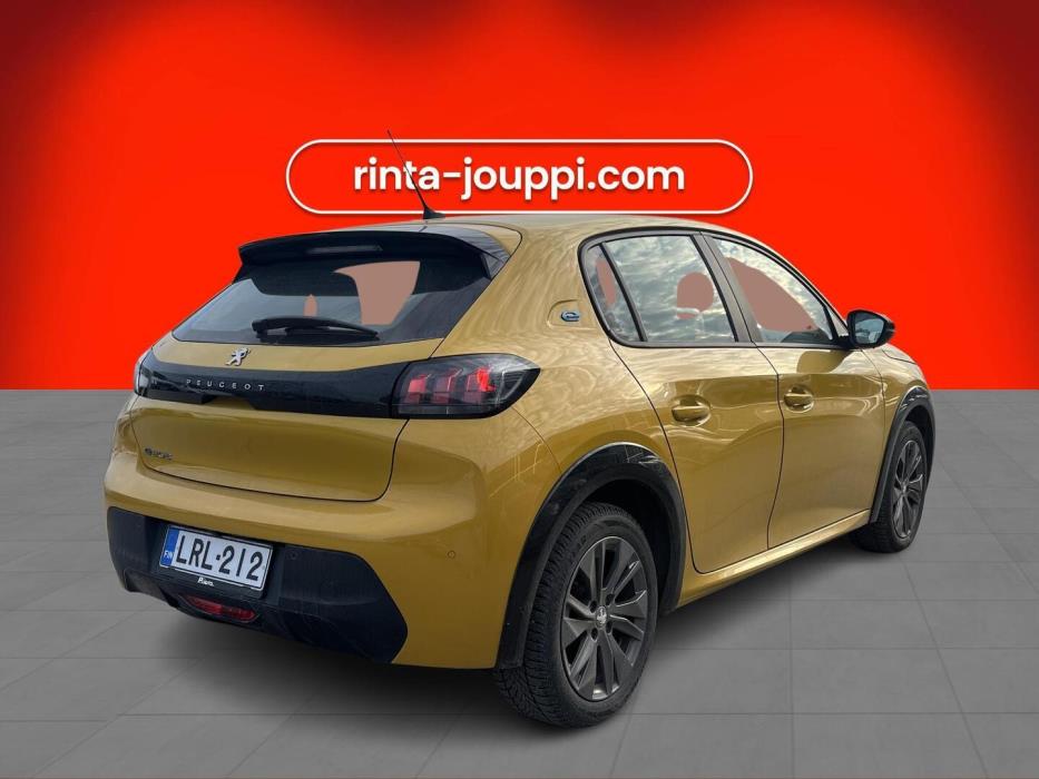 PEUGEOT e-208 2022