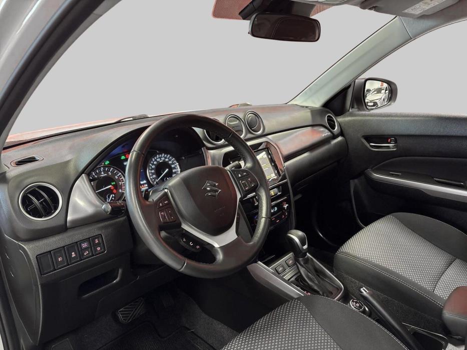 SUZUKI Vitara 2022