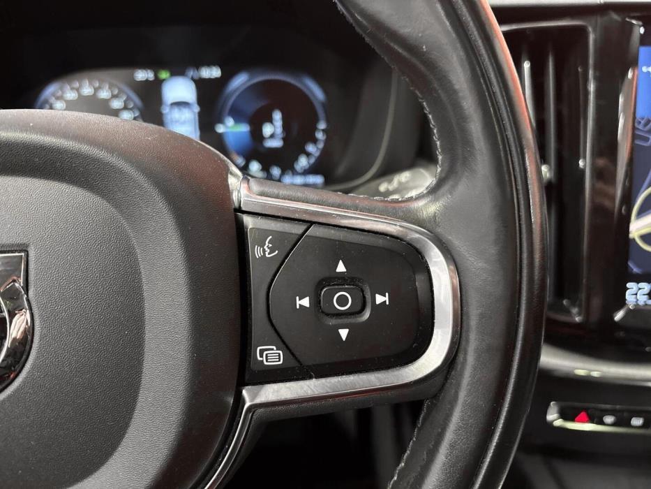 VOLVO XC60 2020