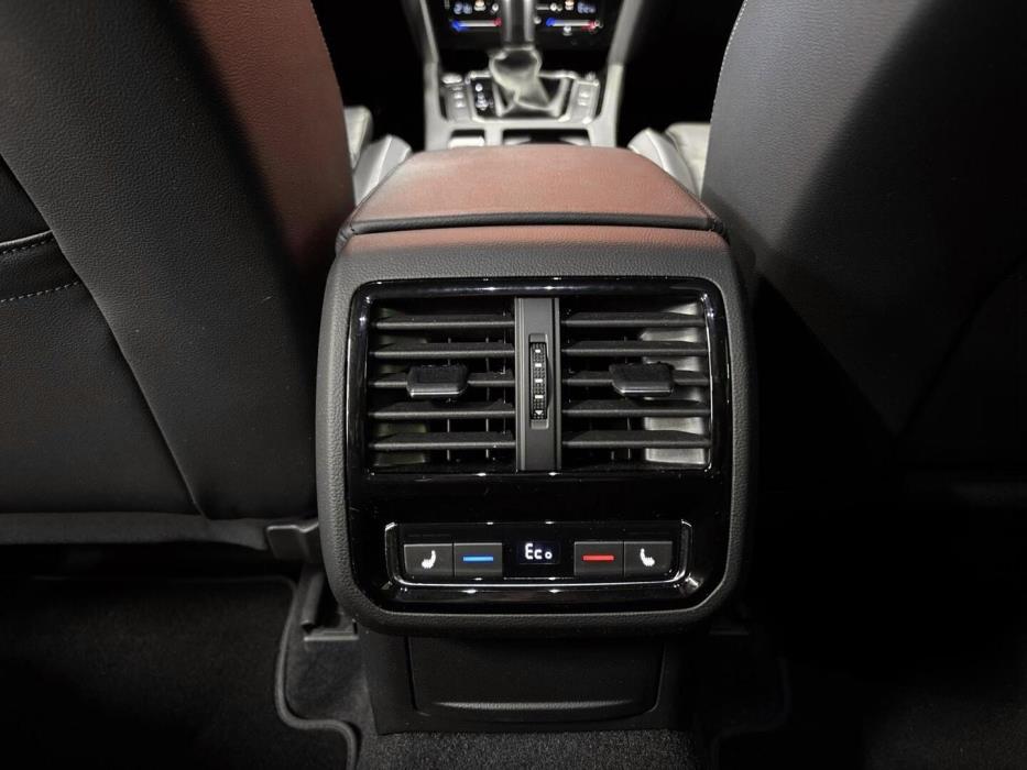 VOLKSWAGEN PASSAT 2021