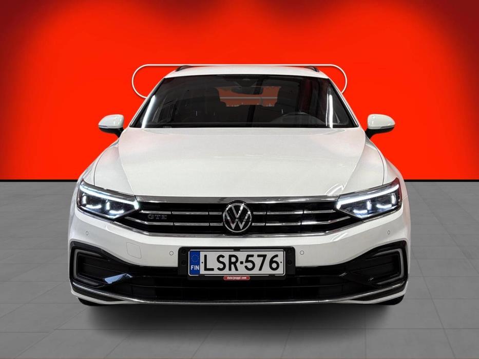 VOLKSWAGEN PASSAT 2021
