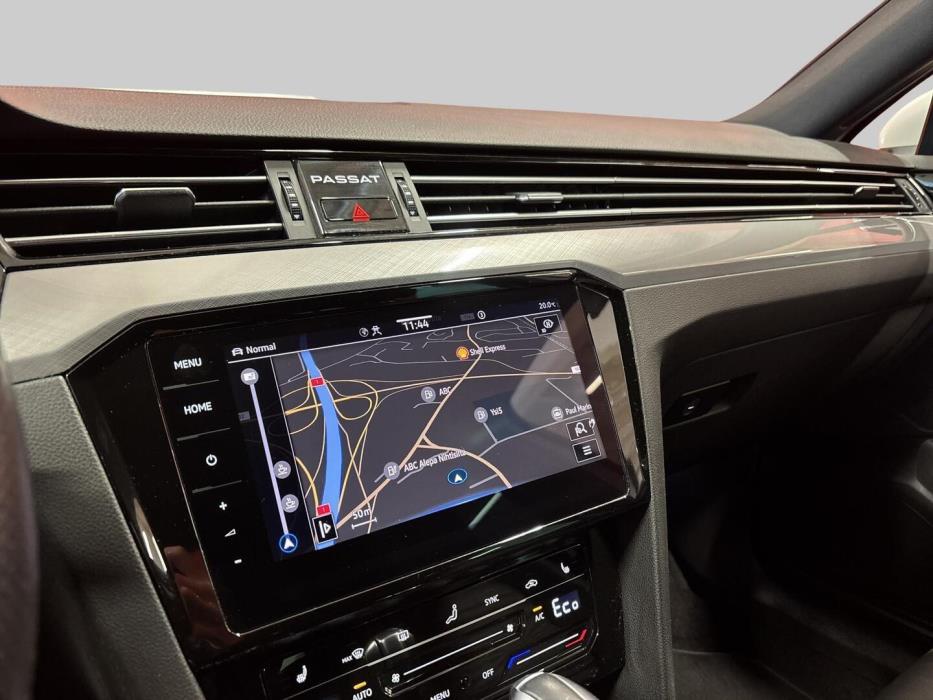 VOLKSWAGEN PASSAT 2021