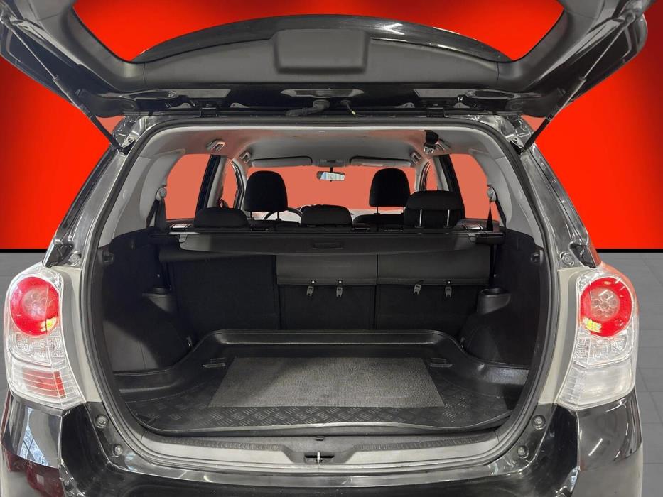 TOYOTA Verso 2010