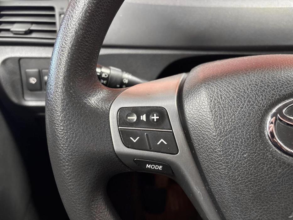 TOYOTA Verso 2010