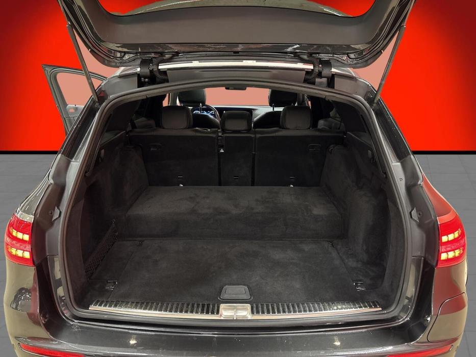 MERCEDES-BENZ E 2020