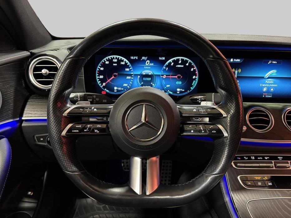 MERCEDES-BENZ E 2020