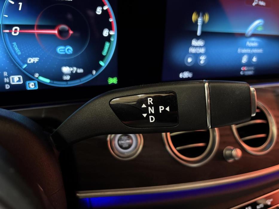 MERCEDES-BENZ E 2020